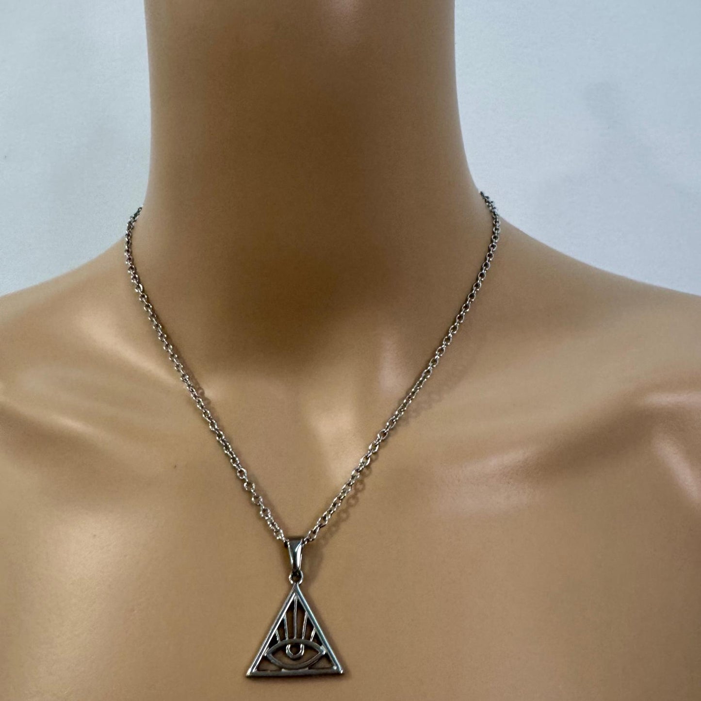 Fio Triangulo Mau Olhado
