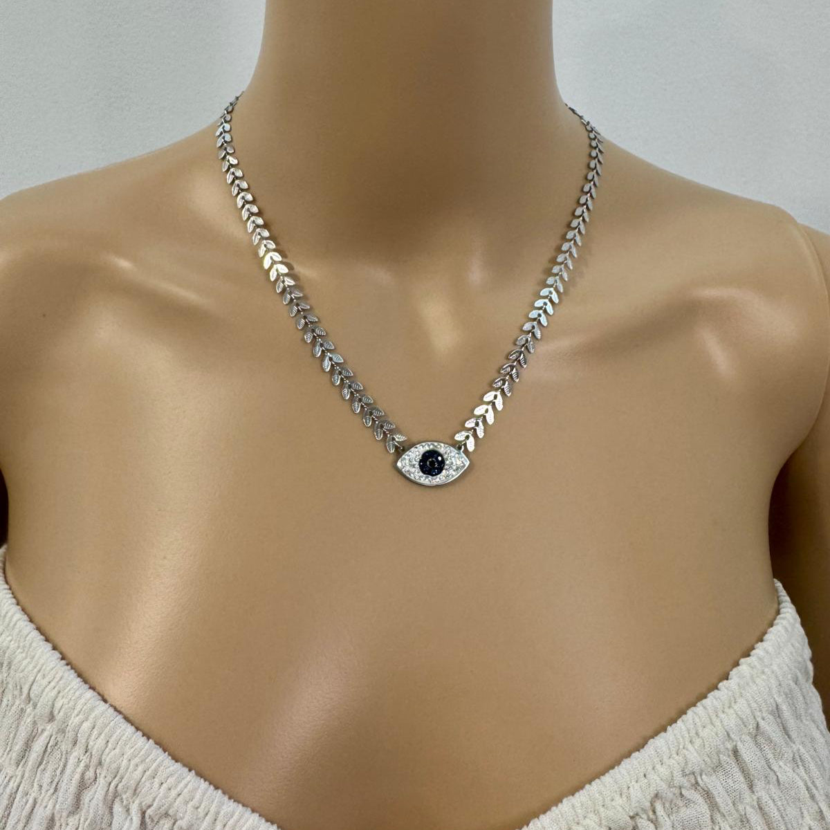 Fio de Inox Evil Eye e Folhinhas Prateado