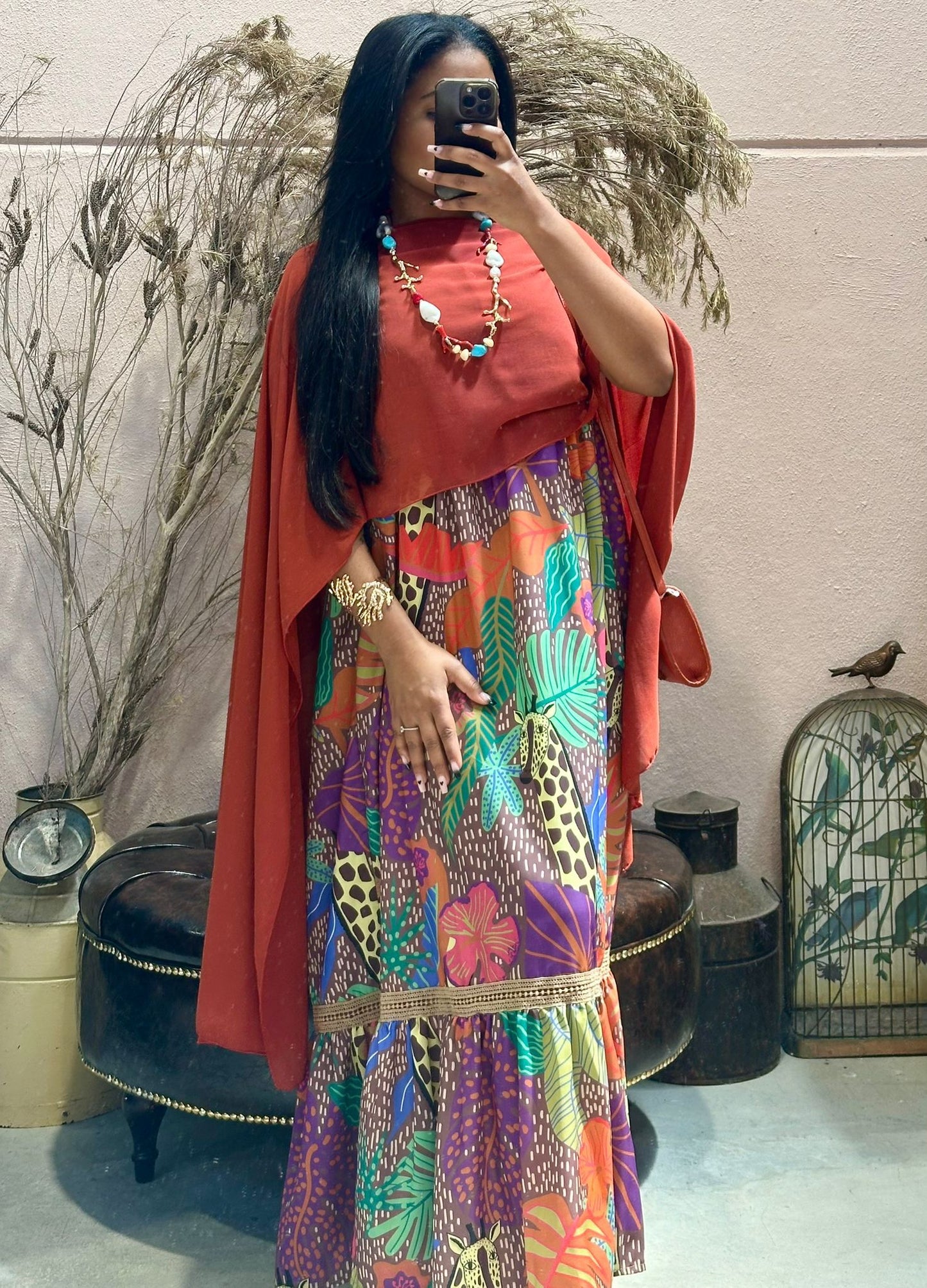 Vestido Wyia Savana Tropical com Folhos na Barra, Multi Cor