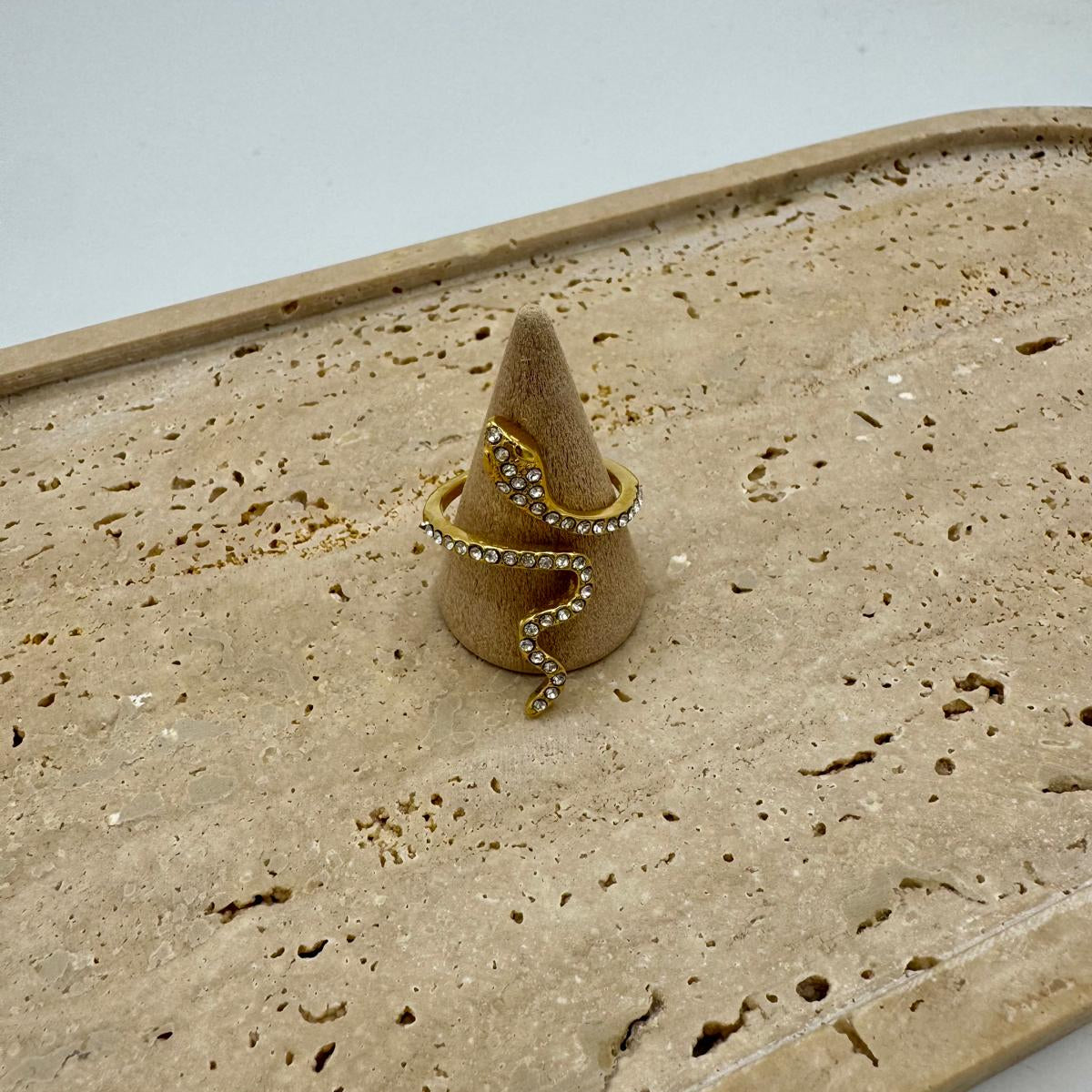 Anel Serpent com Pedrinhas (Prateados e Dourado) Dourado