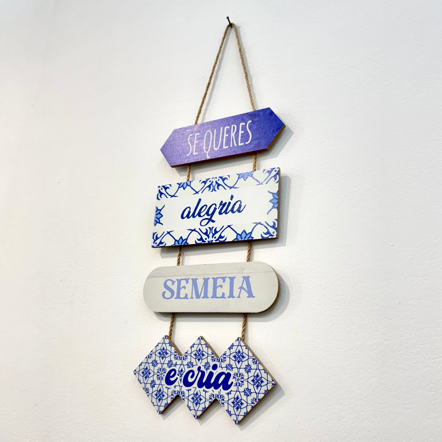 Placa Parede MDF - se queres alegria...