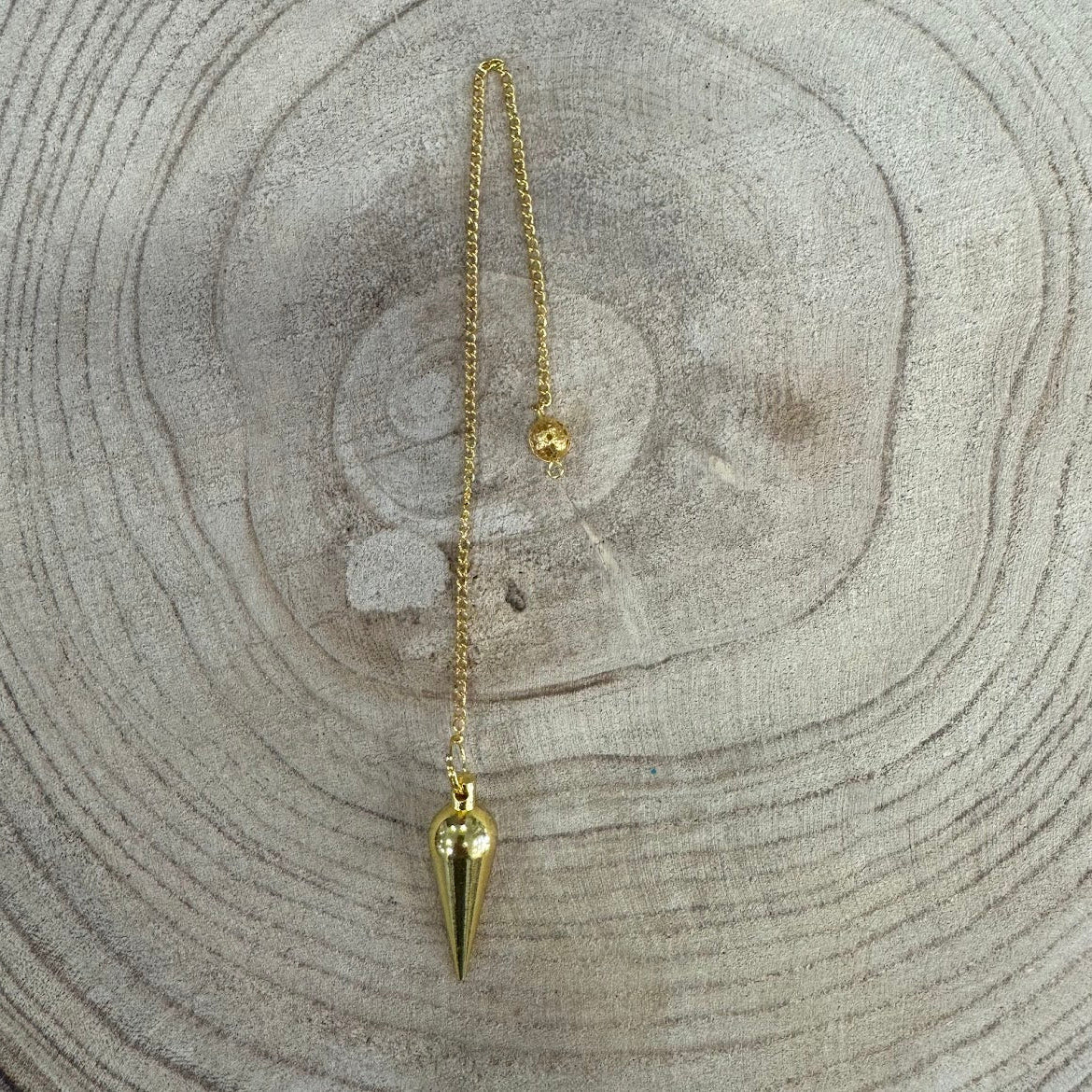 Pendulo de Metal Dourado Simples