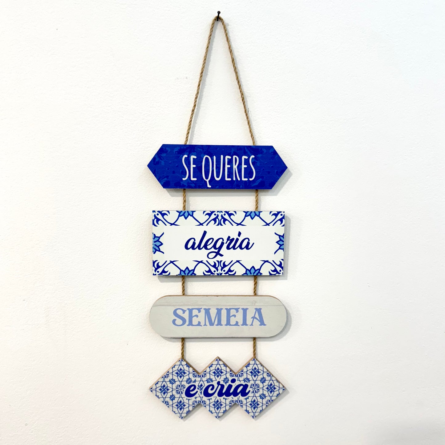 Placa Parede MDF - se queres alegria...
