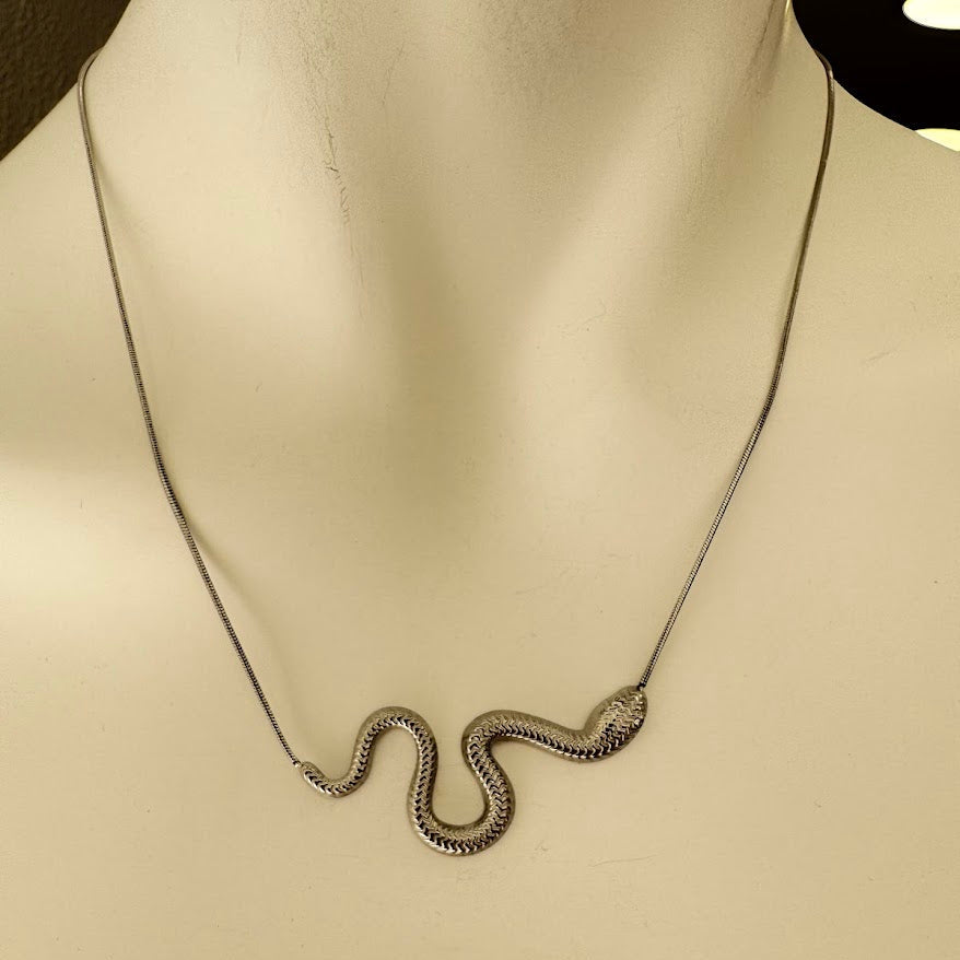 Colares de Cobras VARIEDADES (Dourado/Prateado)