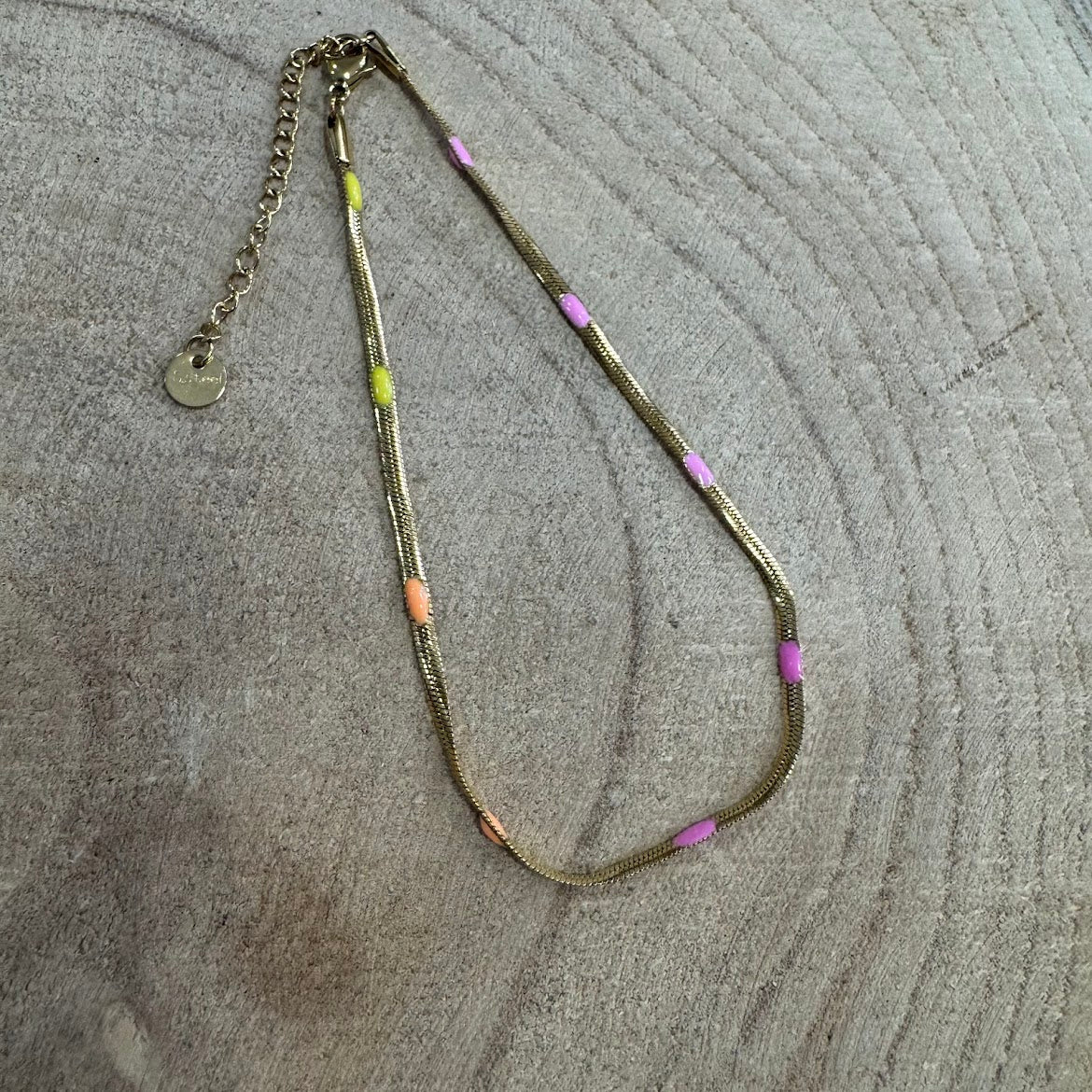 Pulseira de Pé Dourada Simples com Cores (VARIEDADES) Rosa