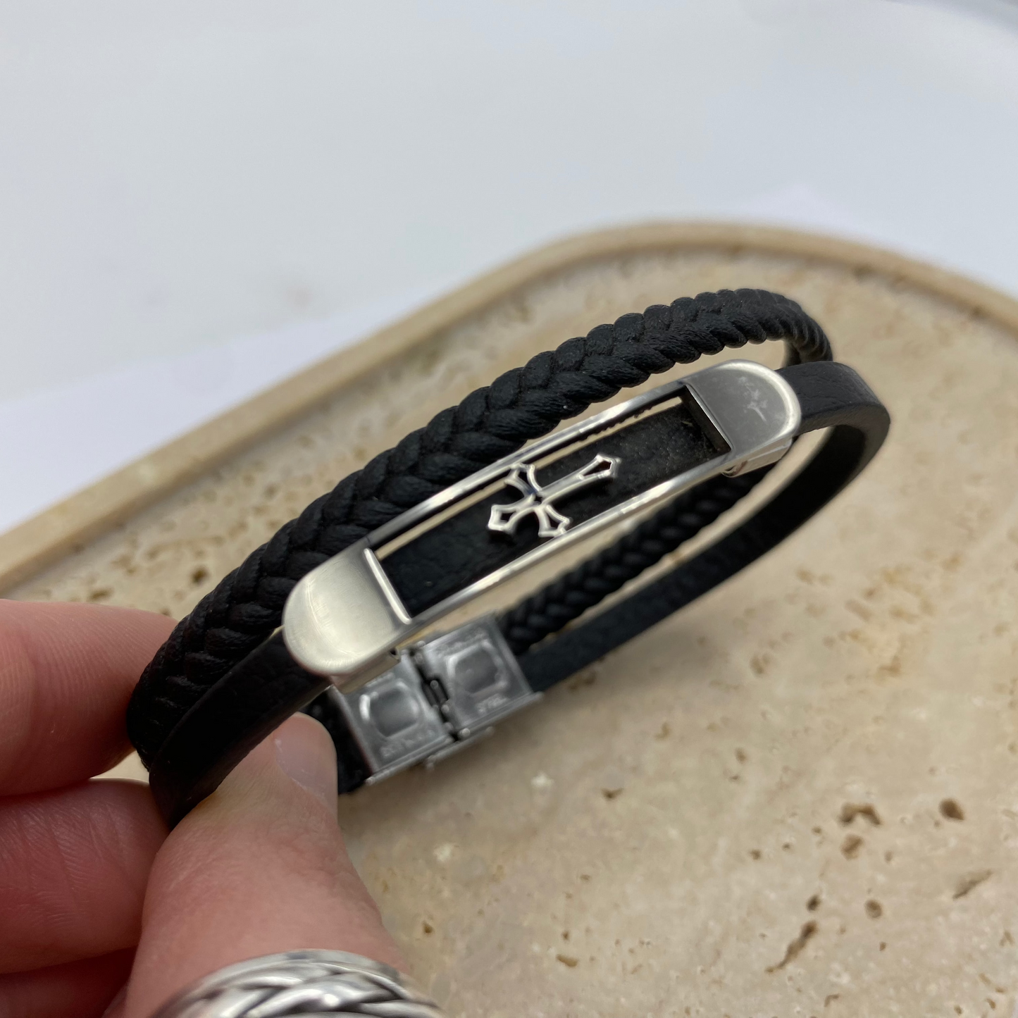 Pulseira Homem Multiplas Pele Assas