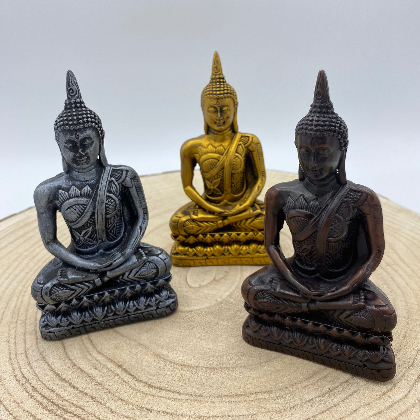 Buda, Sentado - Madeira, Prata, e Dourada (12.5cm) Imita Madeira
