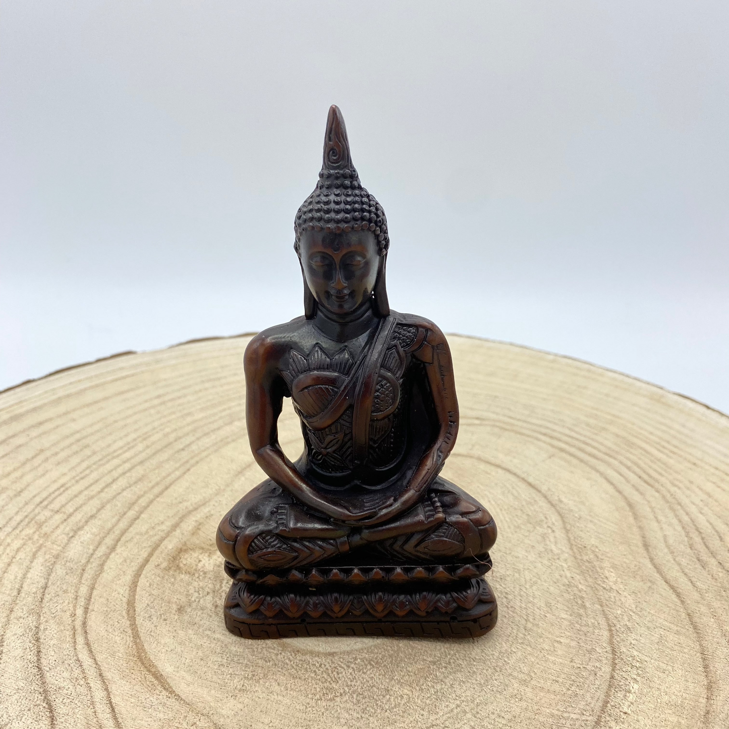 Buda, Sentado - Madeira, Prata, e Dourada (12.5cm) Imita Madeira