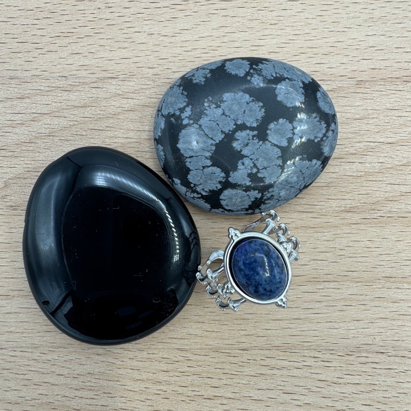 Anel 3 Voltas Com Pedra Oval Sodalite Prateado