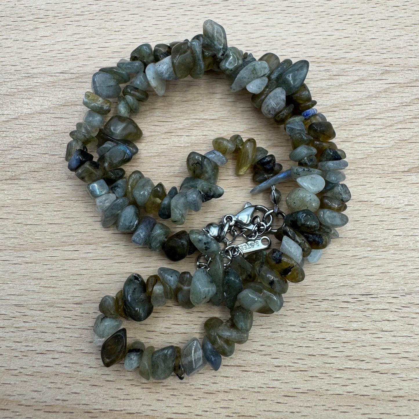 Colar Pedra Cascalho Labradorite