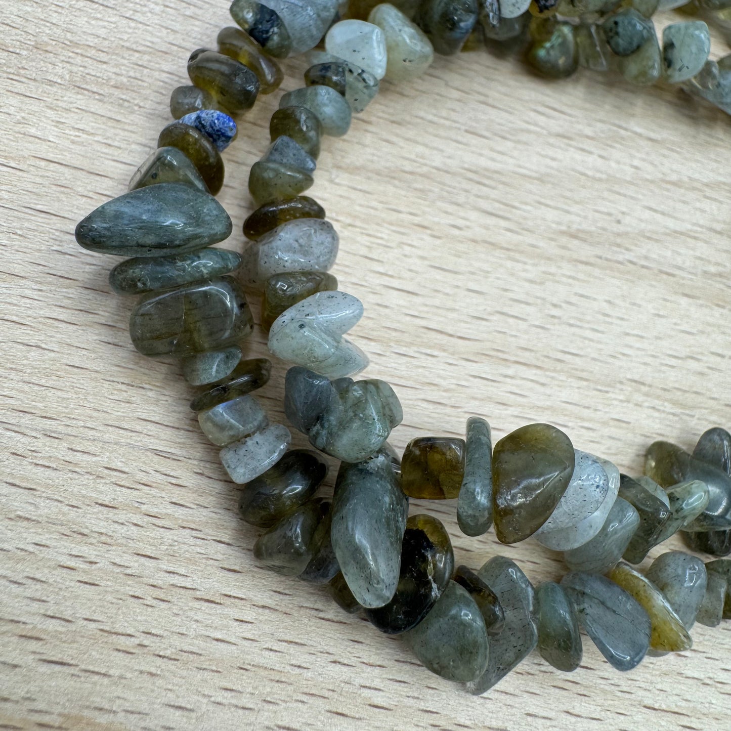 Colar Pedra Cascalho Labradorite