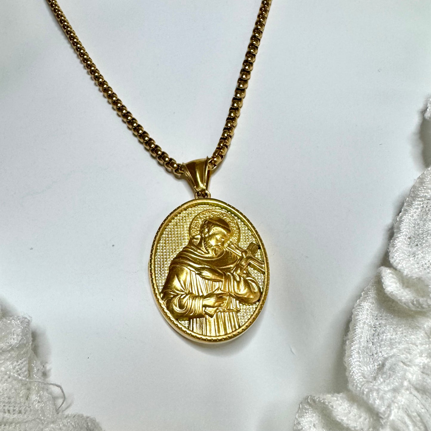 Fio Inox Dourado - Medalha Santos (Variantes Maria, Fátima, S. António)