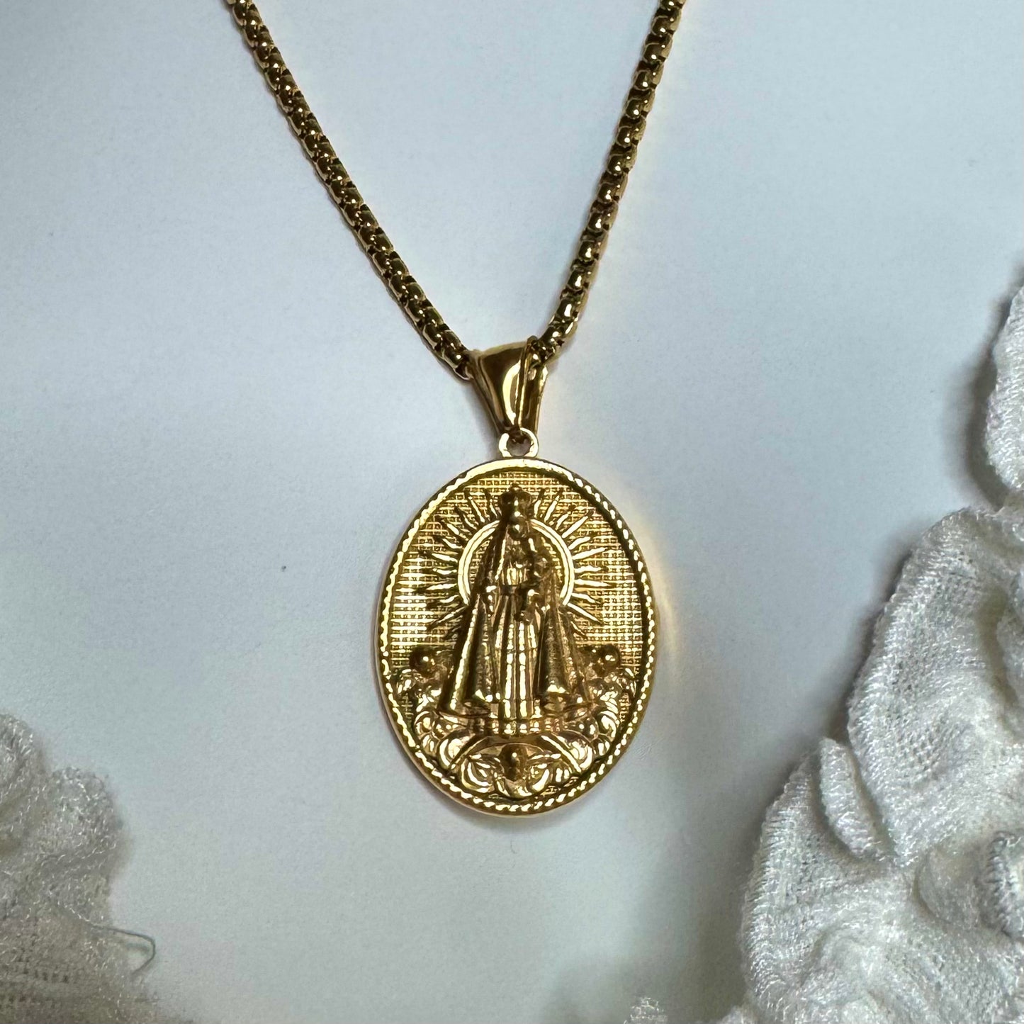 Fio Inox Dourado - Medalha Santos (Variantes Maria, Fátima, S. António)
