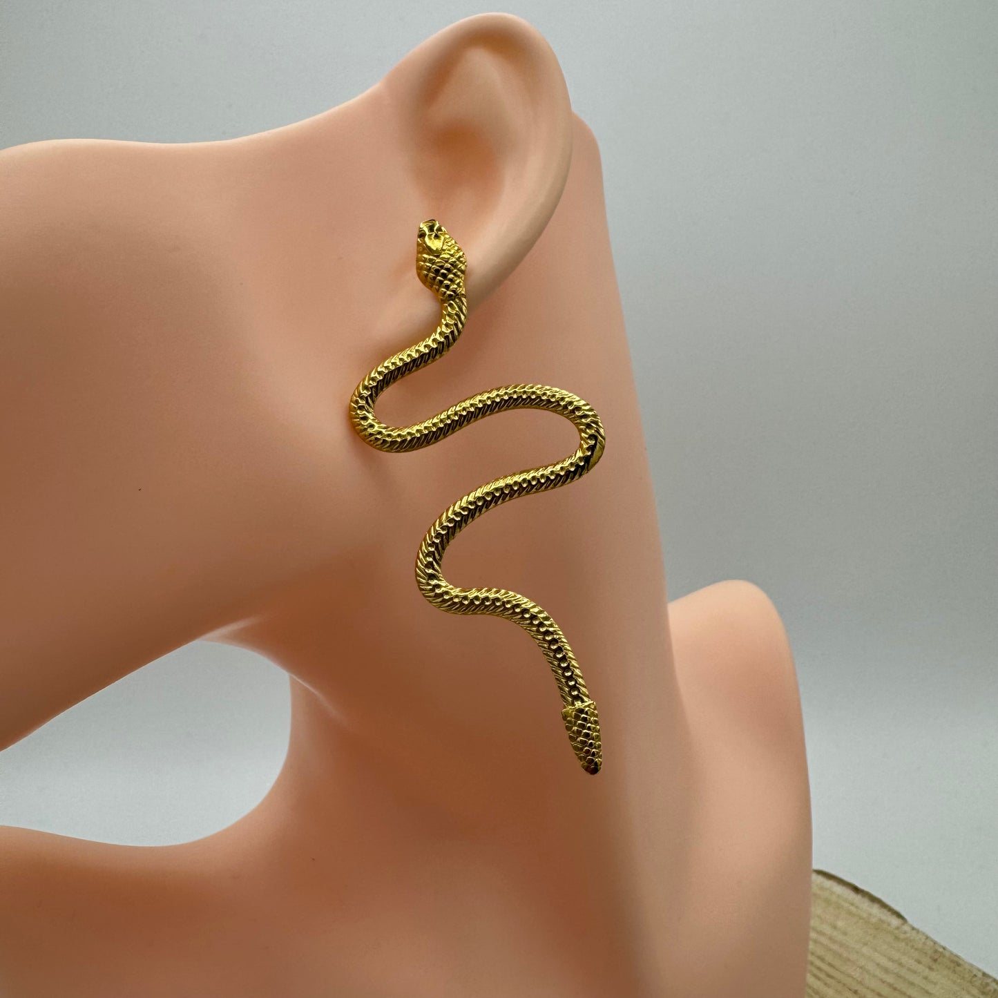 Brincos Cobras Douradas/Prateadas