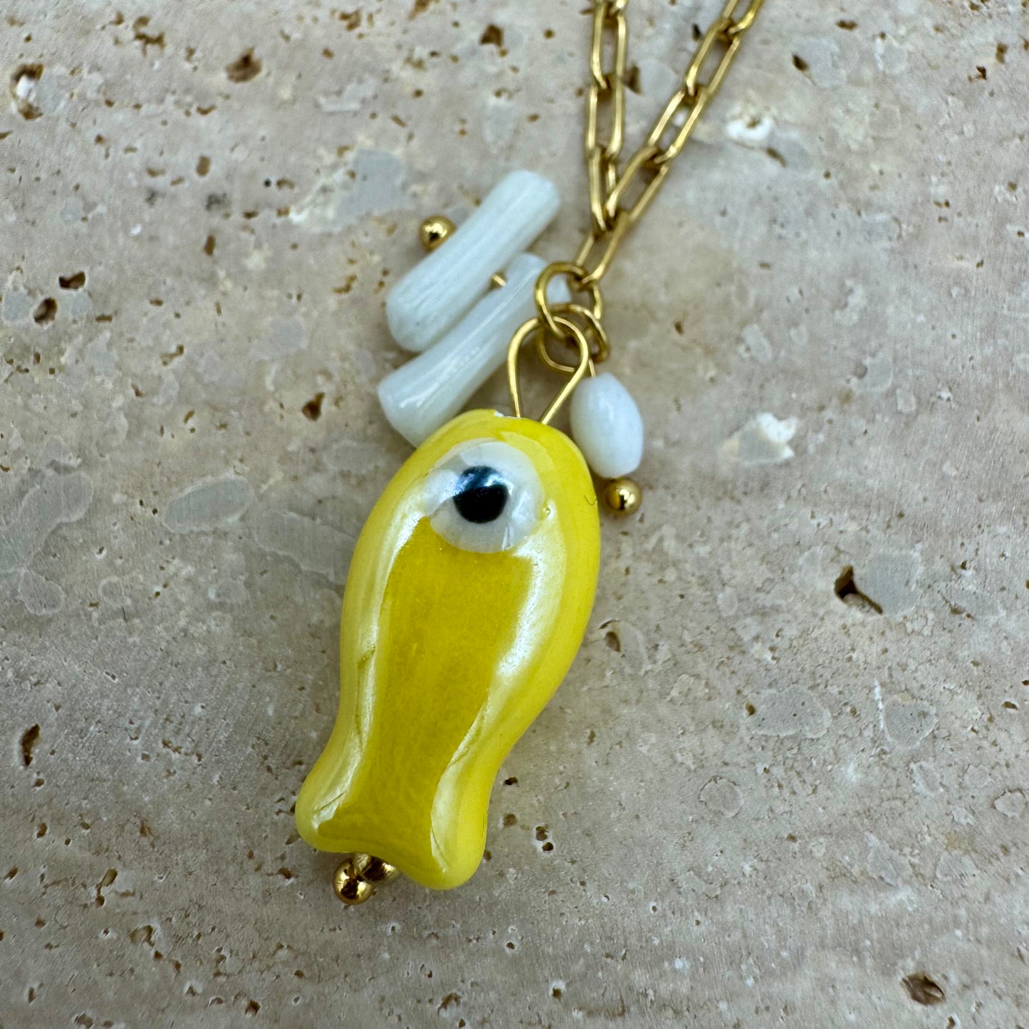 Fio Peixe Porcelana Dourado - Amarelo