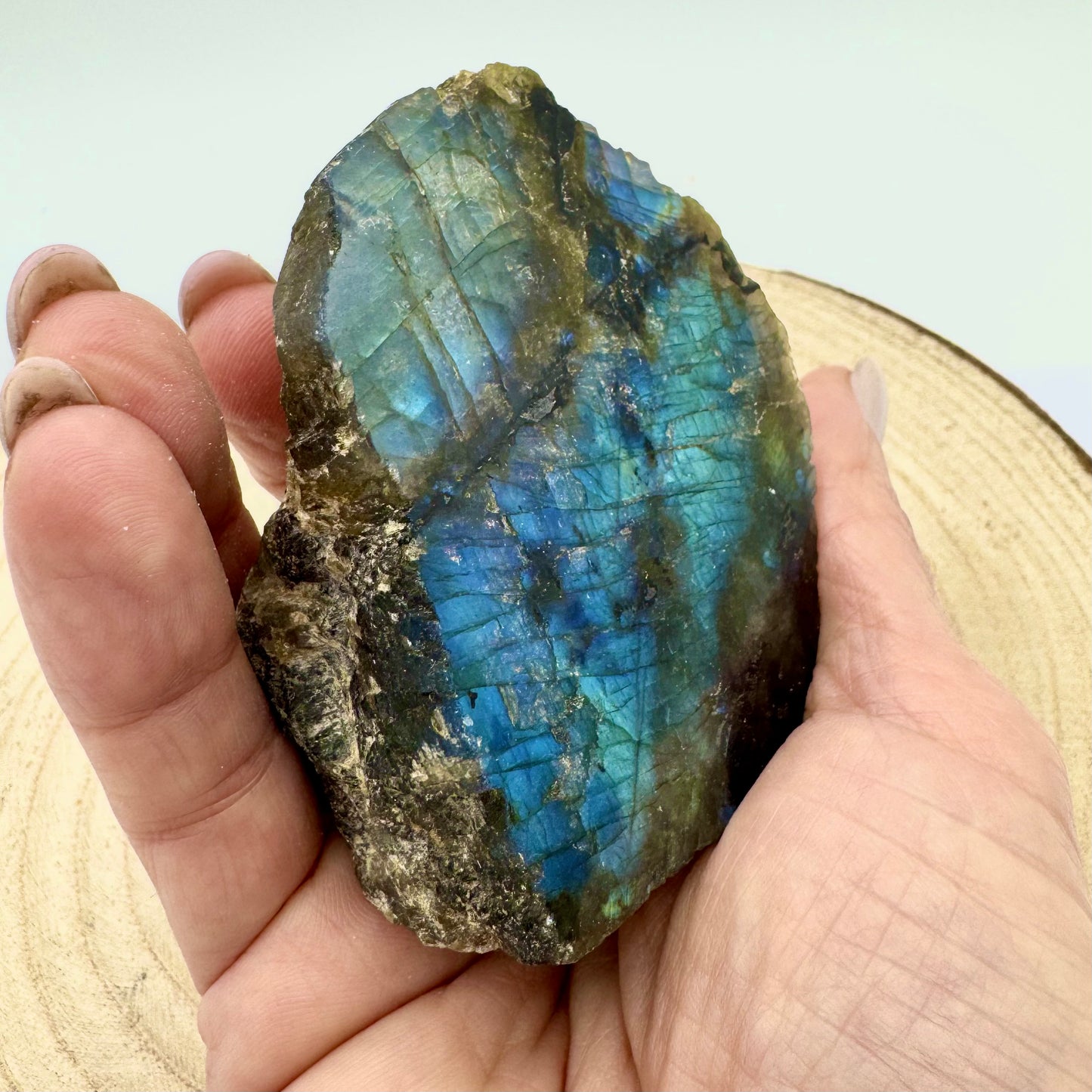 Labradorite com uma Fase Polida - 250g