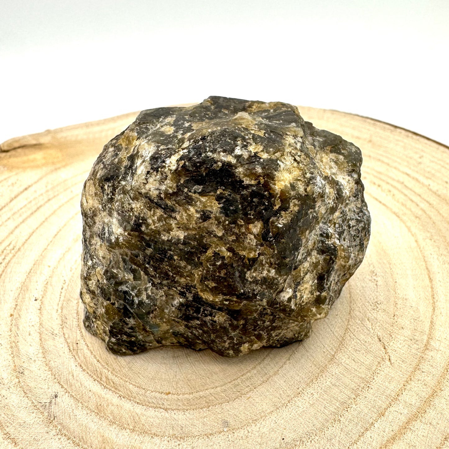 Labradorite com uma Fase Polida - 250g