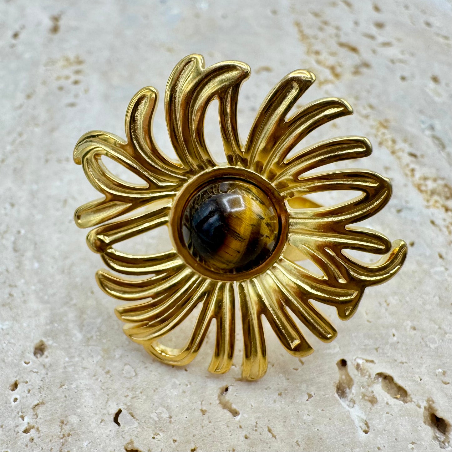 Anel Flor Grande Redonda Olho Tigre Dourado