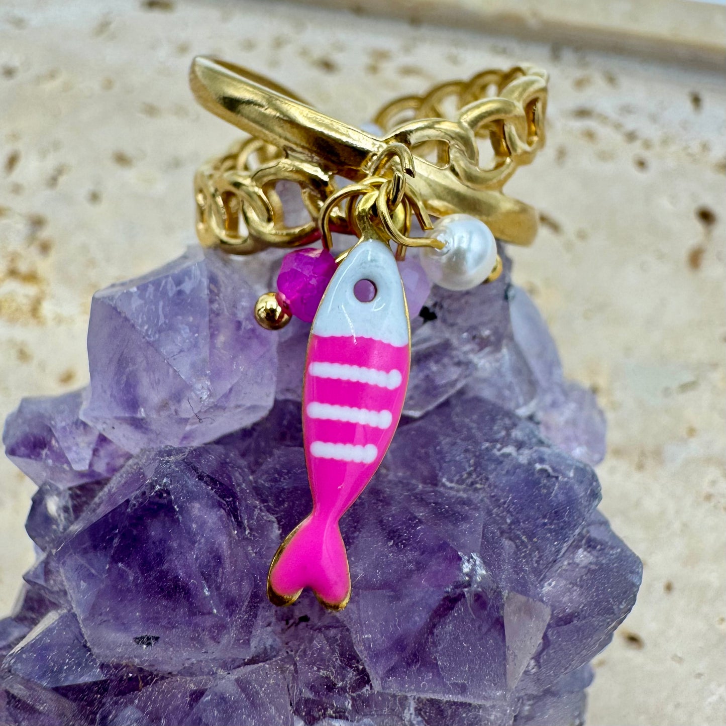 Anel Duplo com Missangas e Peixe Rosa Dourado