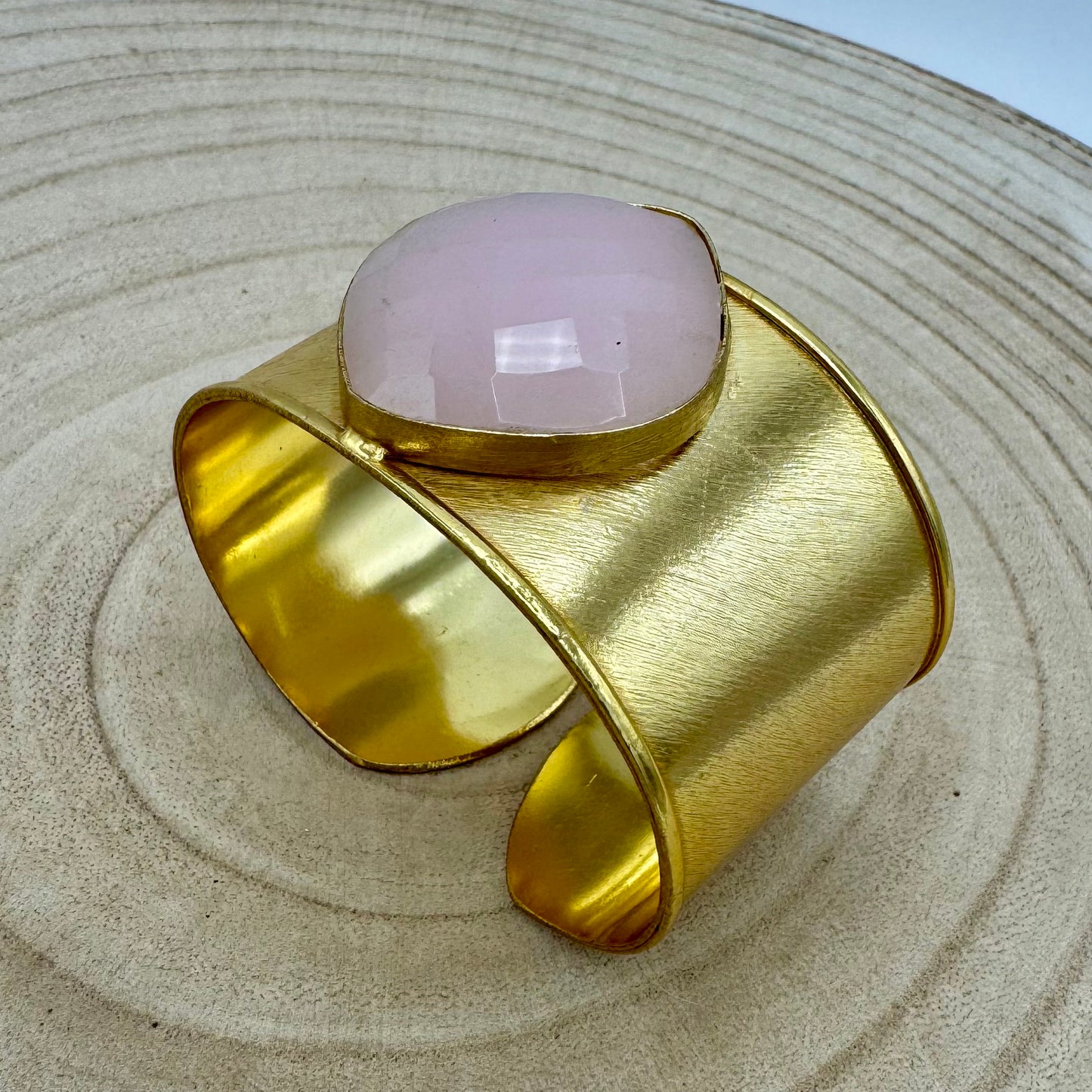Pulseira Latão Largas, Pedras Grande (Variedades)