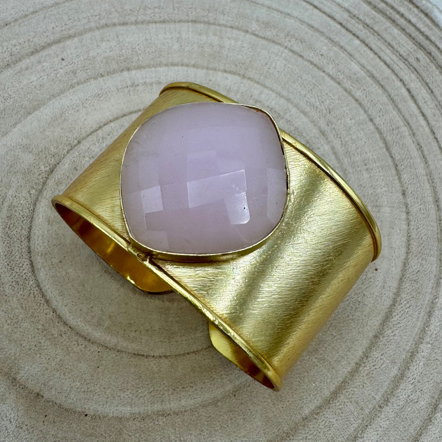 Pulseira Latão Largas, Pedras Grande (Variedades)