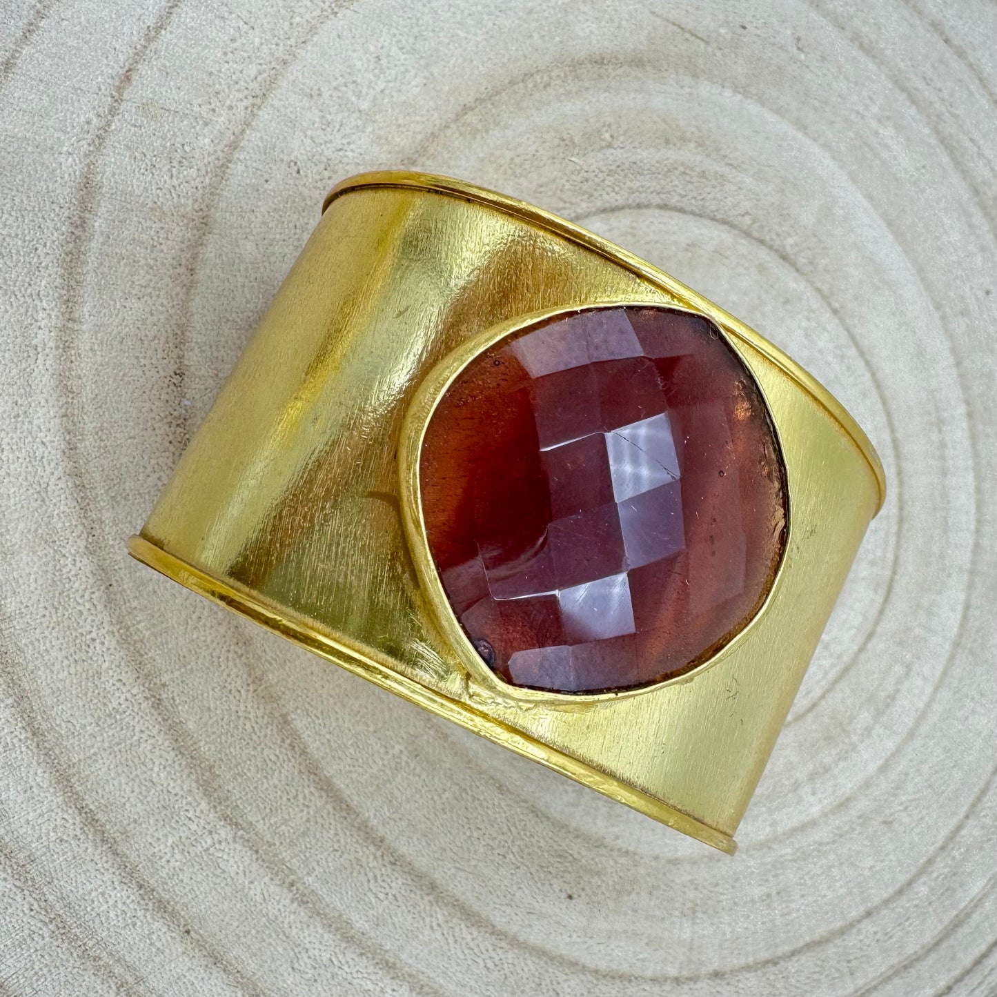Pulseira Latão Largas, Pedras Grande (Variedades)