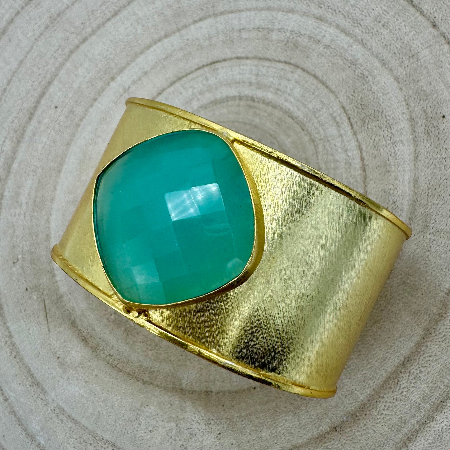 Pulseira Latão Largas, Pedras Grande (Variedades)