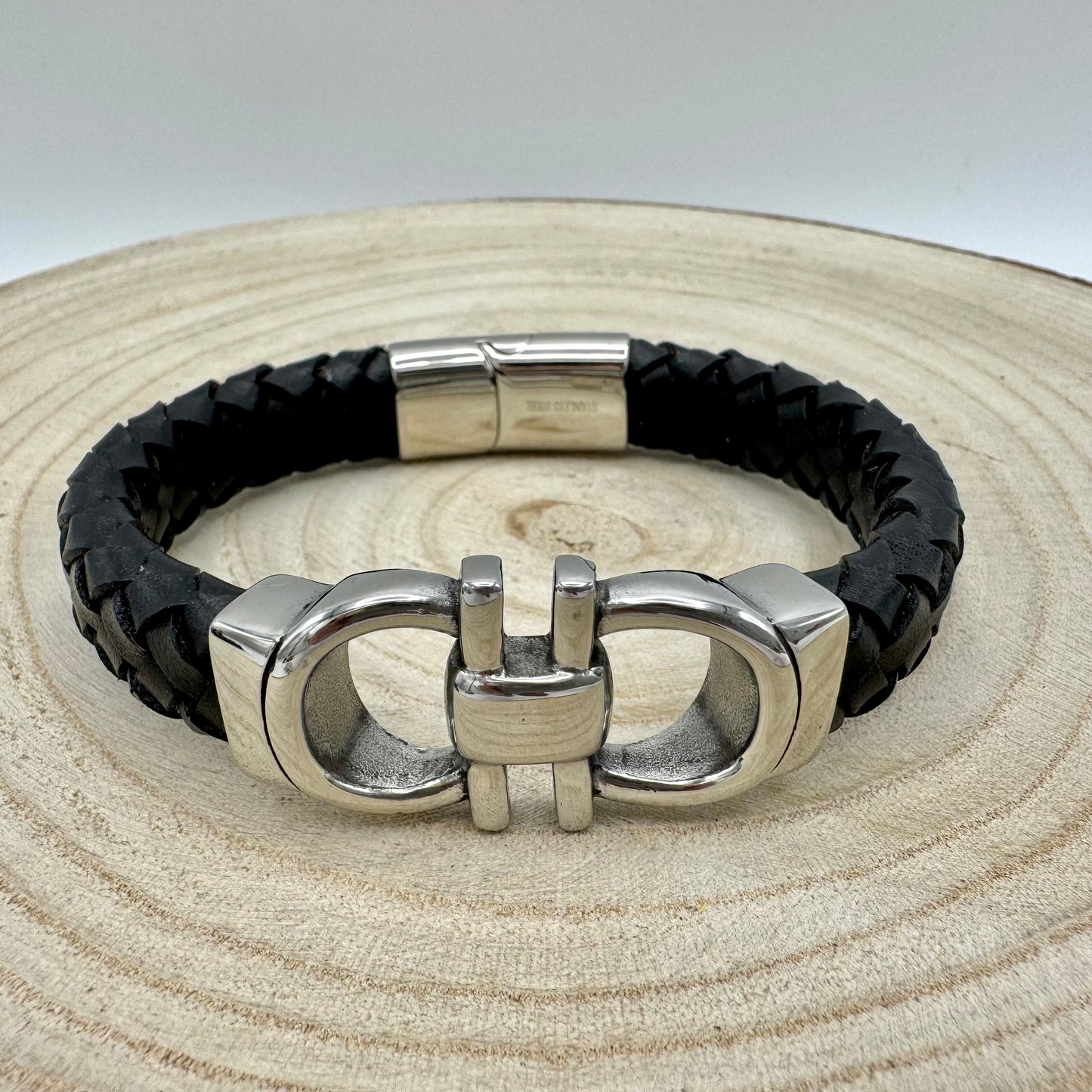 Pulseiras Homem em Couro Trançado -Ferraduras Preta