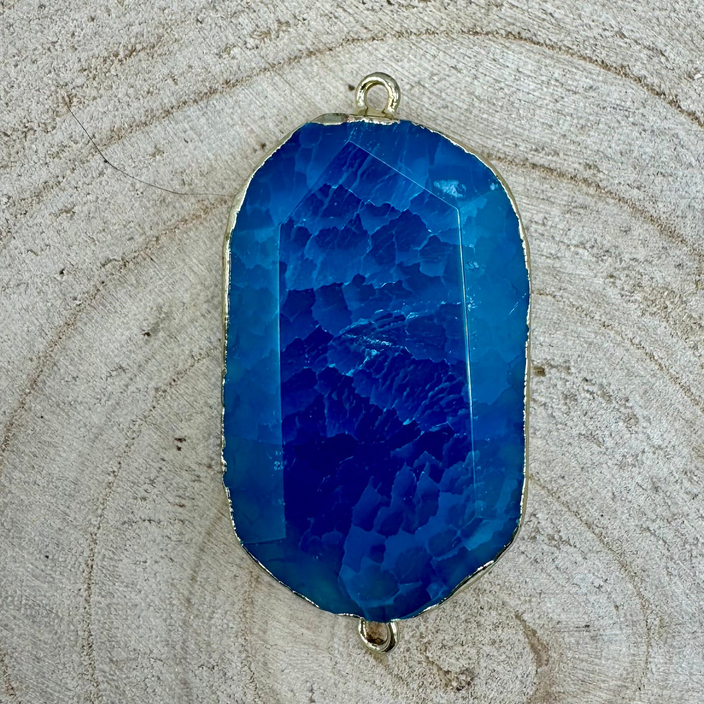 Pendentes de Pedra Pulida e Dourado VARIEDADES