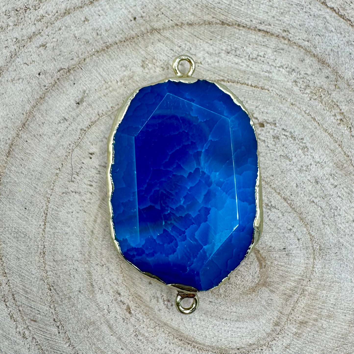 Pendentes de Pedra Pulida e Dourado VARIEDADES