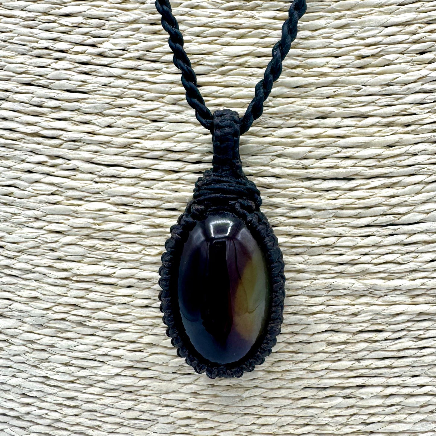 Fio Macramê Oval de Ágata Olho de Gato