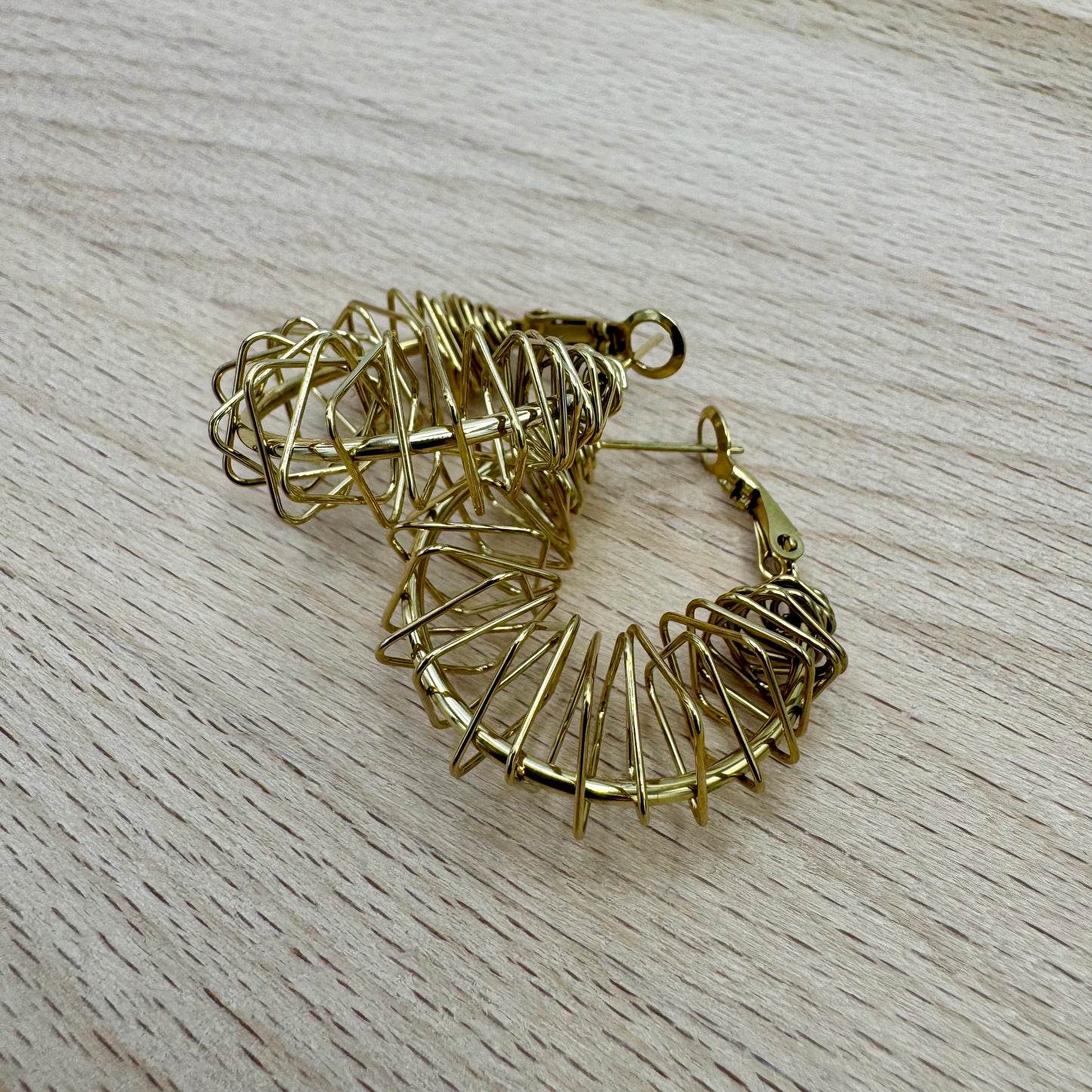 Brincos Argolas Rendilhadas Dourado