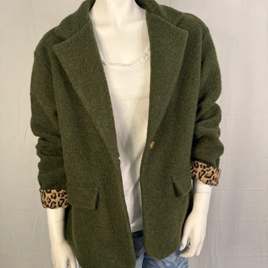 Blazer Fazenda Forrada com detalhes em Tigresa - VERDE