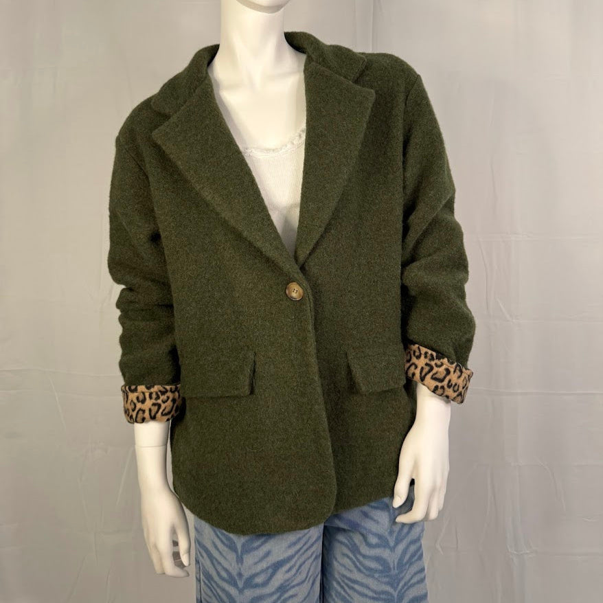 Blazer Fazenda Forrada com detalhes em Tigresa - VERDE