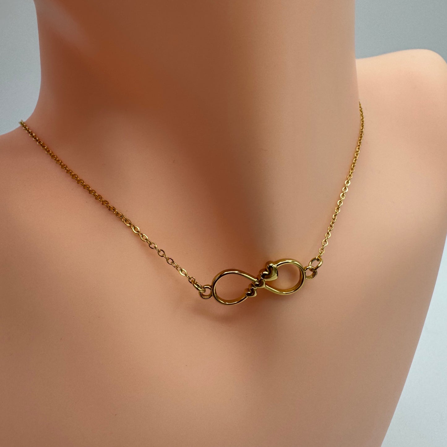 Fio Infinito 3 Corações Dourado