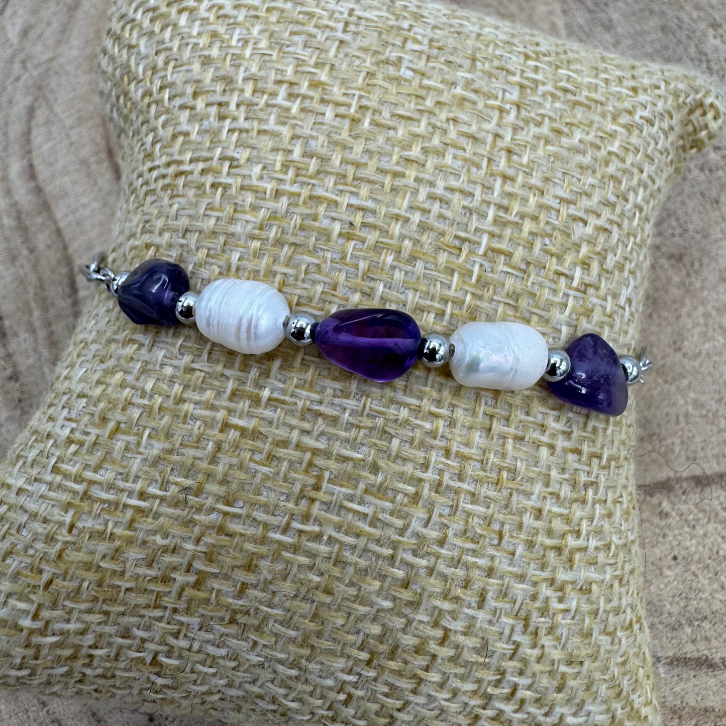 Pulseira Pérolas e Ametista Prateado