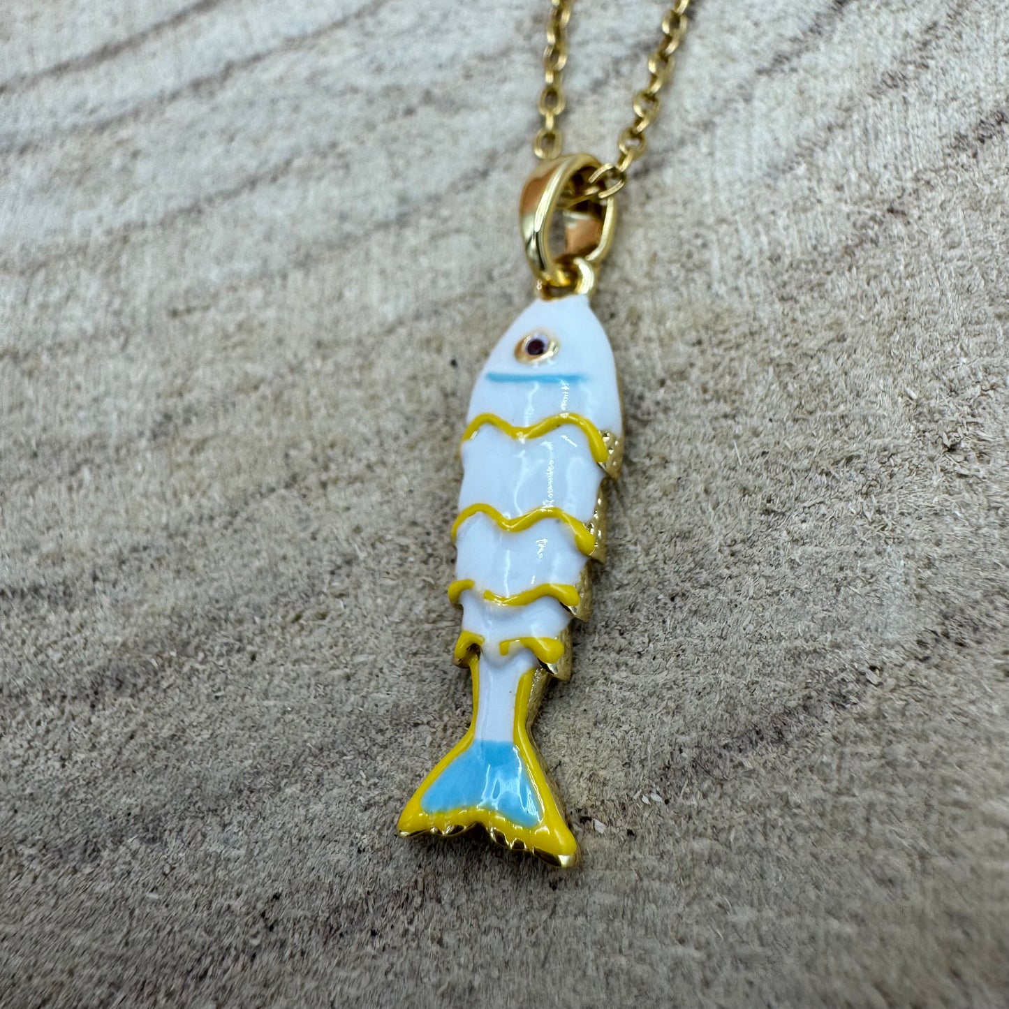 Fio Peixe Pequeno Branco Dourado