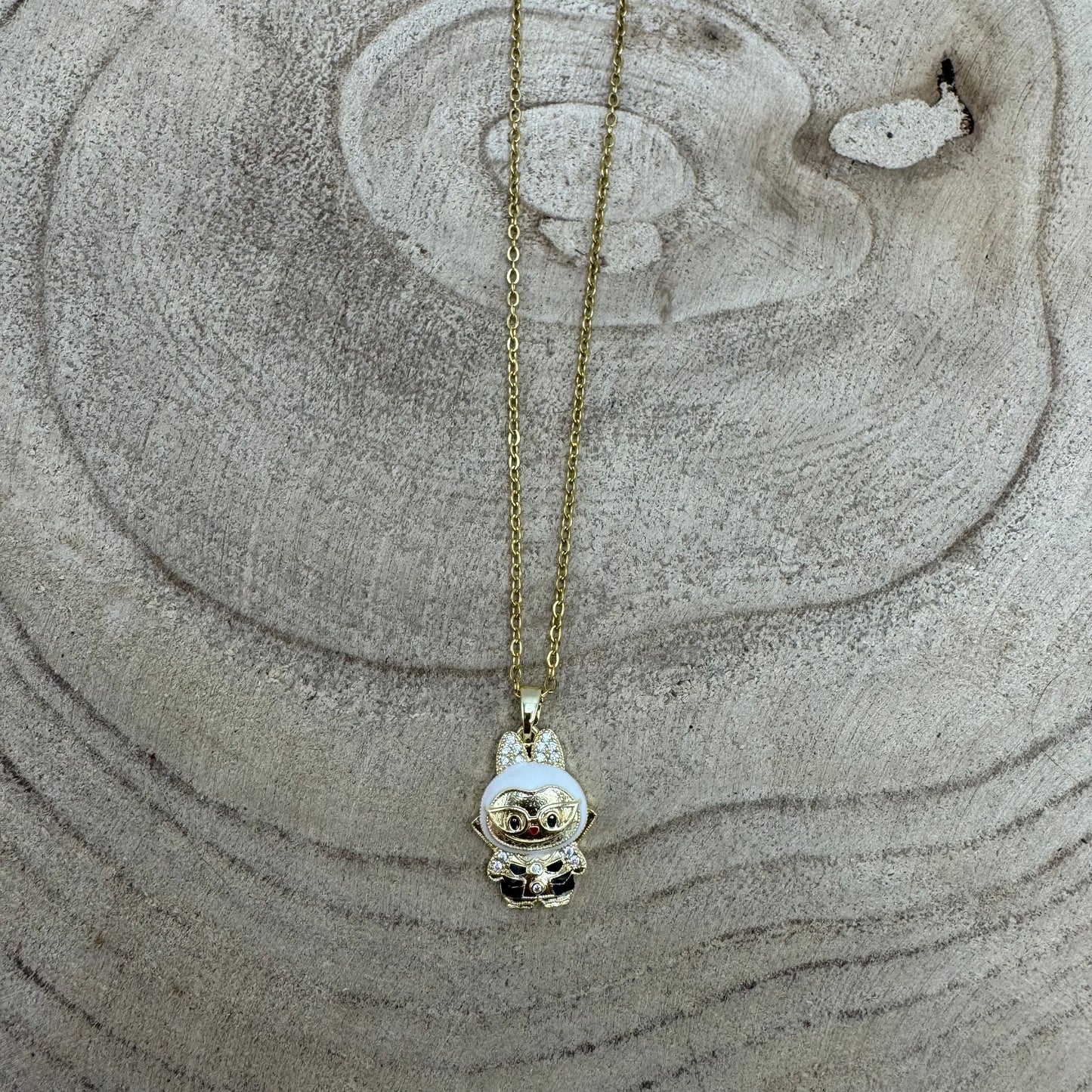 Fio Labubu Branco Dourado