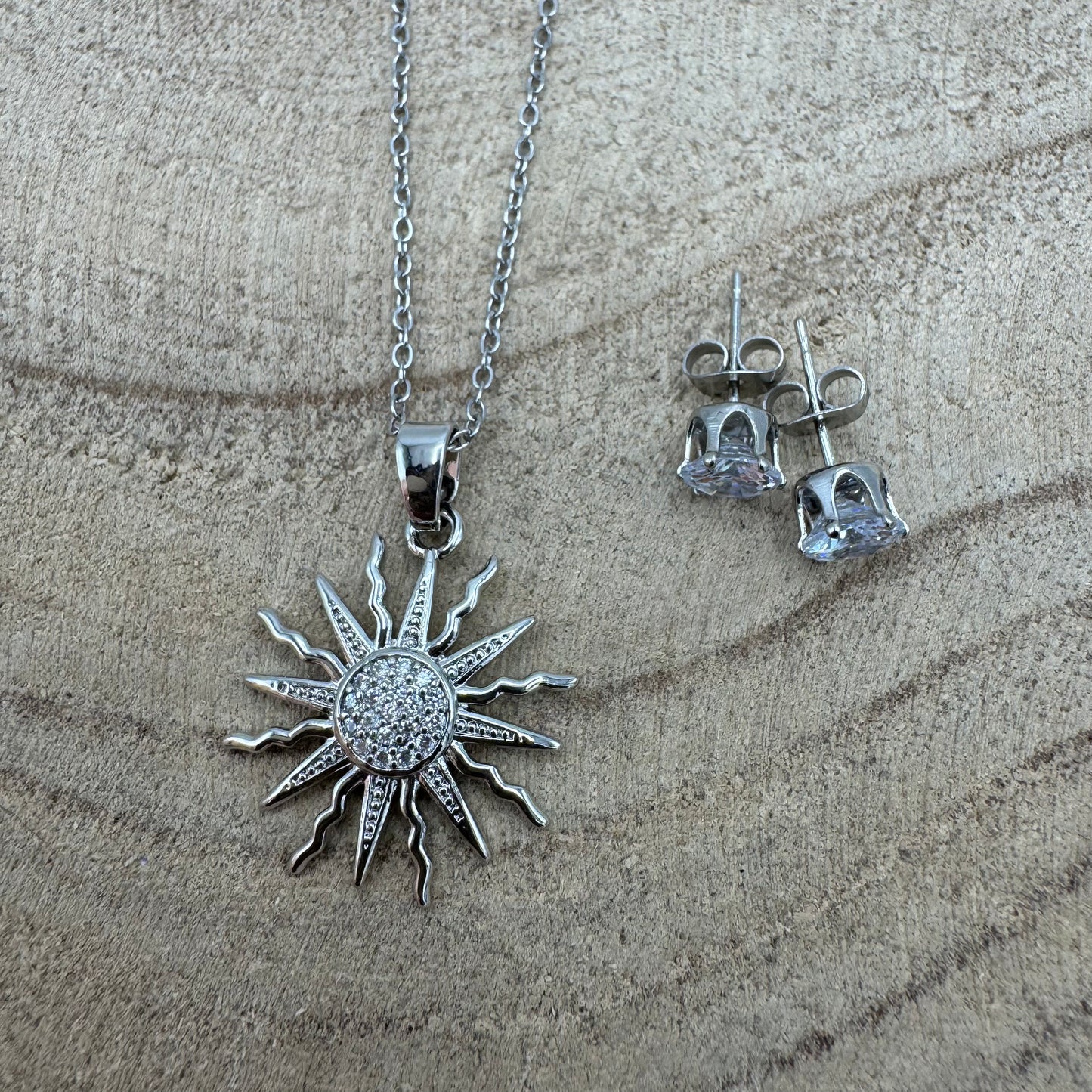 Fio Sol Brilhantes Prateado (Oferta Brincos)