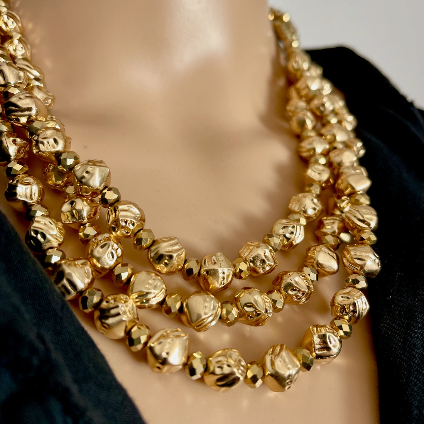 Colar Dourado Daisy