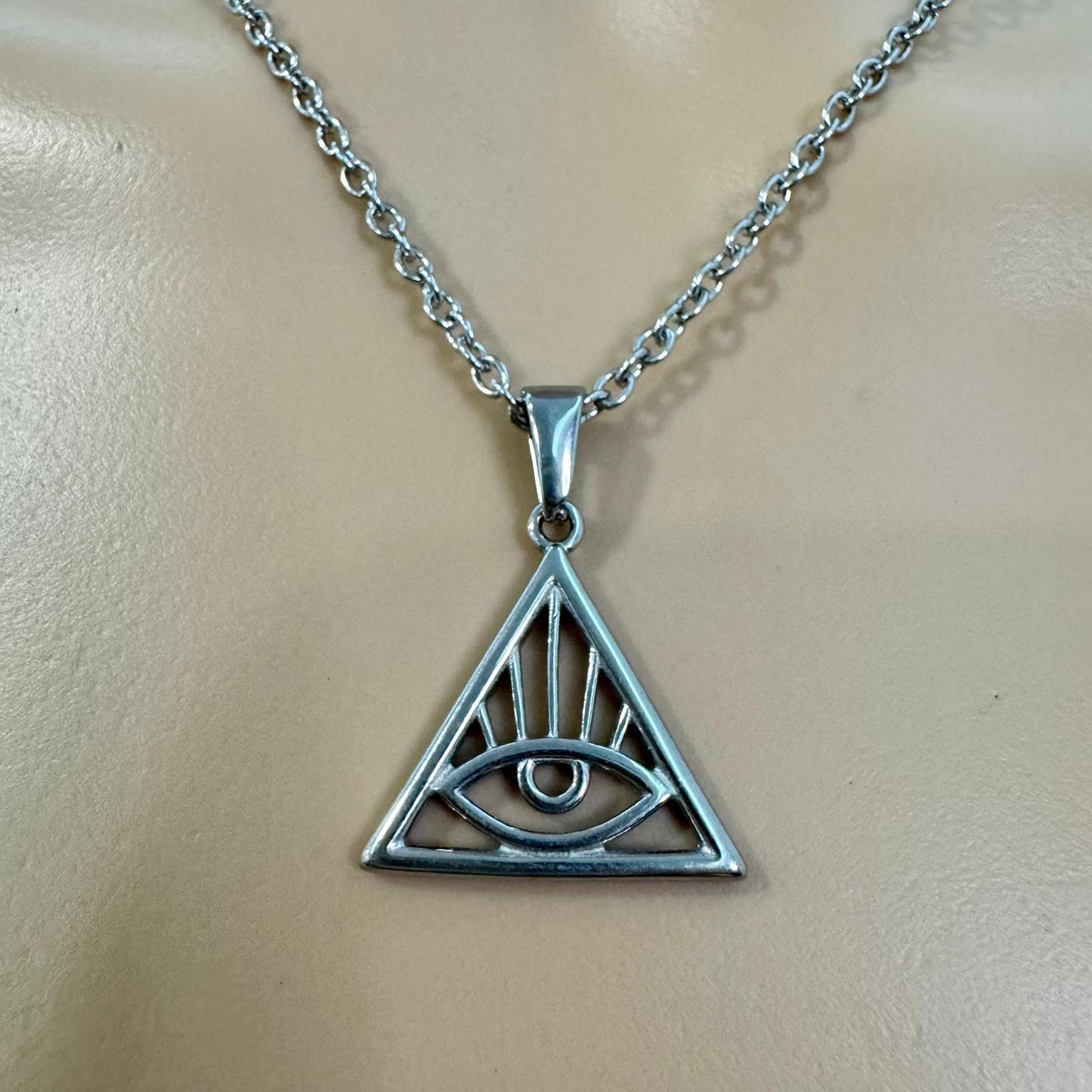 Fio Triangulo Mau Olhado