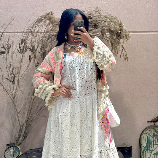 Kimono Boho colorido com franjas e lantejoulas, Bege