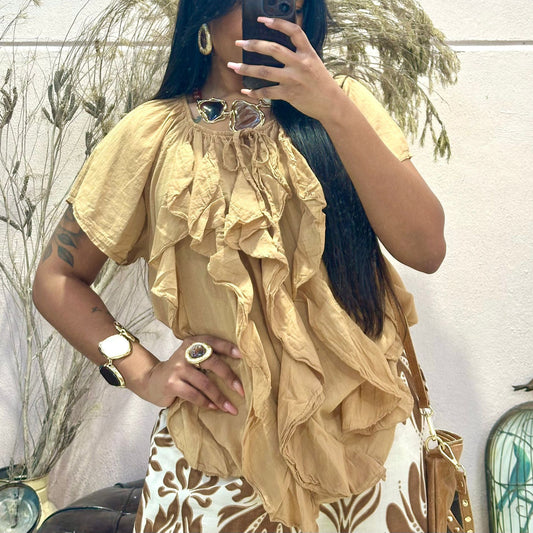 Blusa Bege, Folhos com Gola Amarração