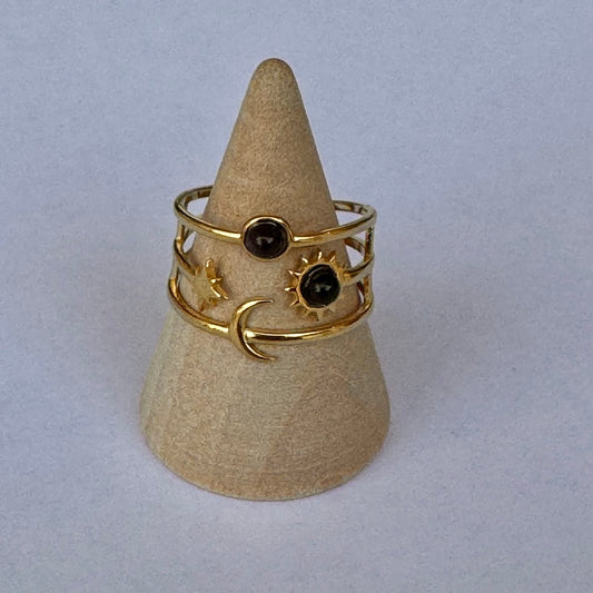 Anel Astral, Dourado, com Pedras Pretas