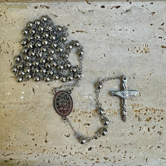 Colar de Aço, Crucifixo VARIEDADES (Prateado/Dourado)
