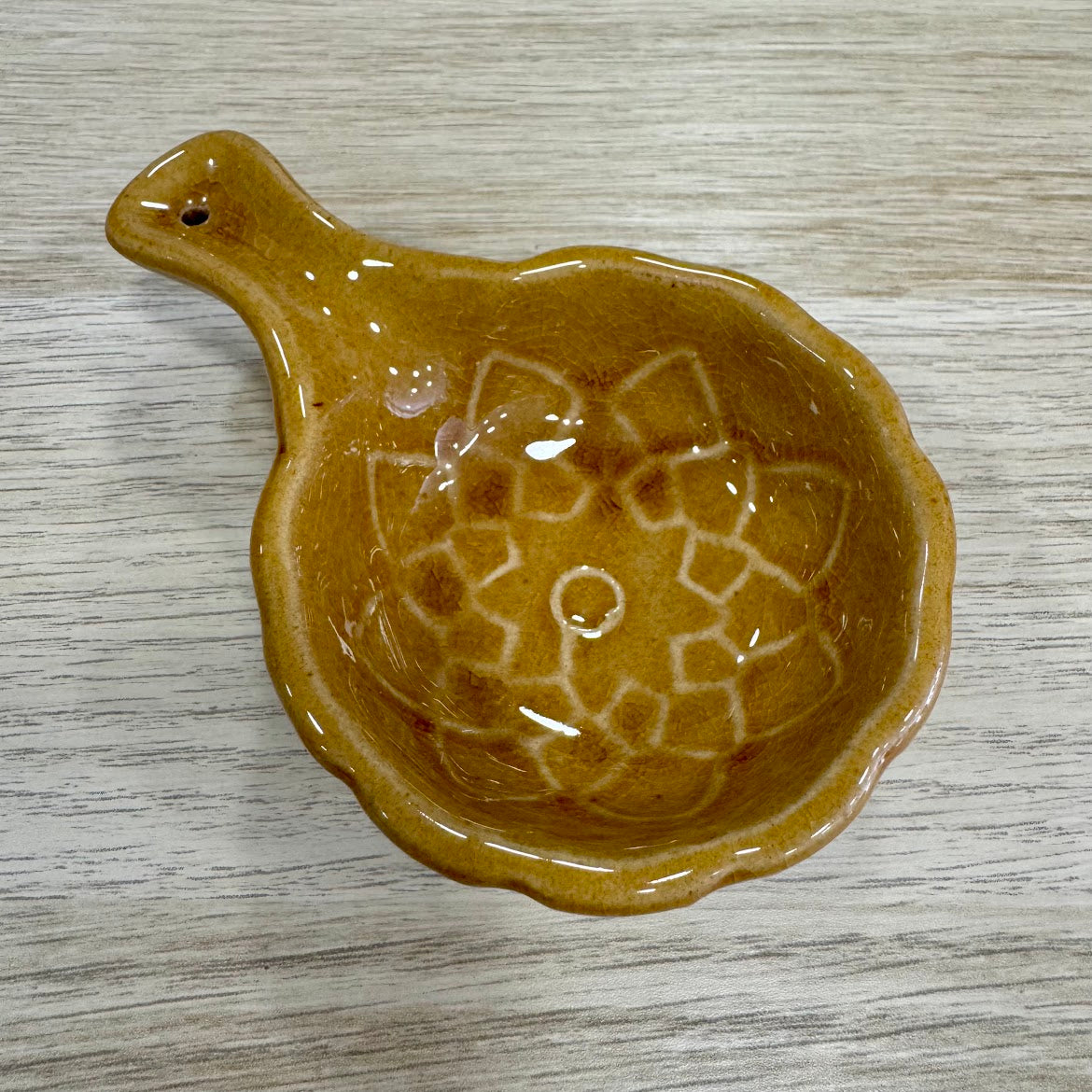 Queimador de Ervas de Louça (Variedades) Bege