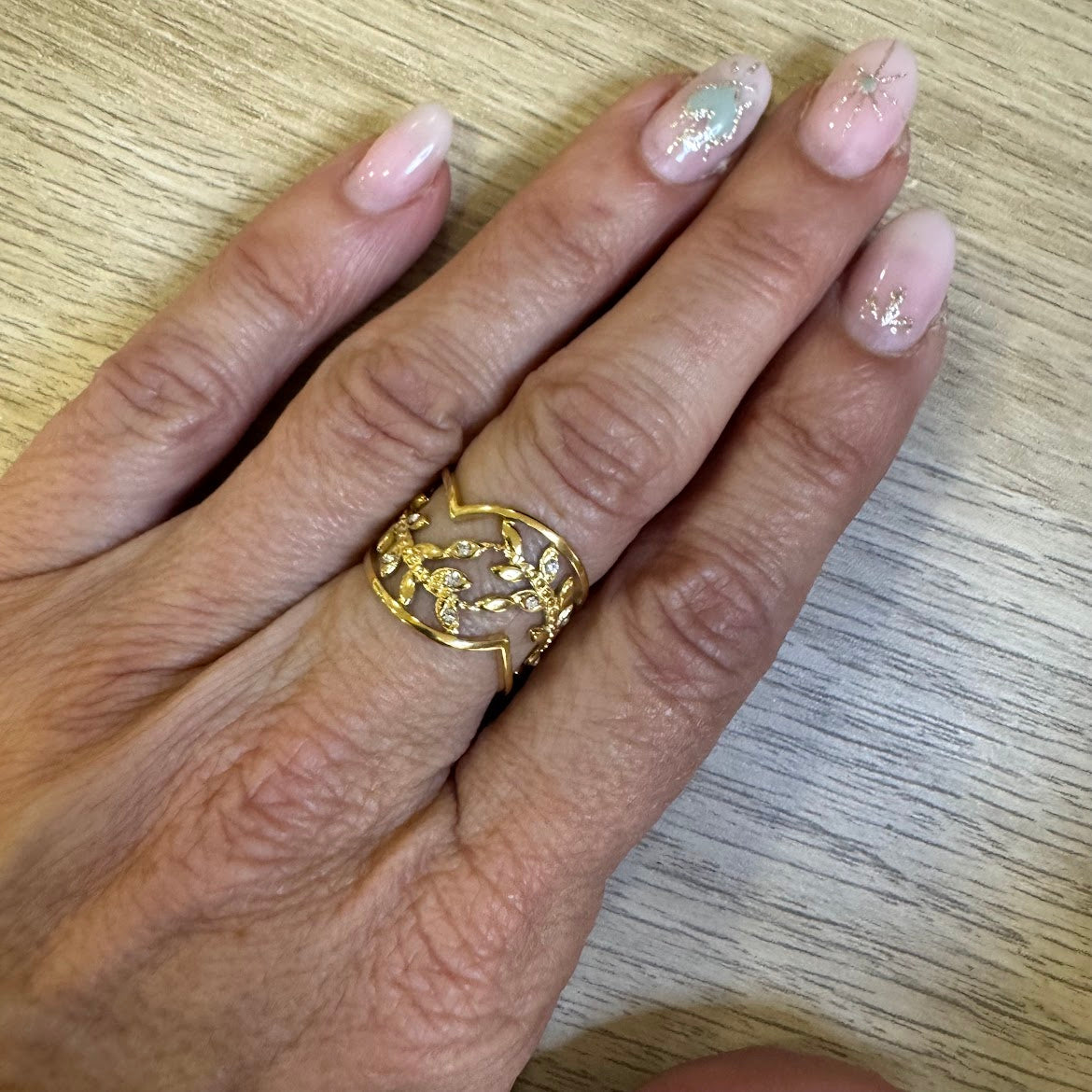Anel Inox Trepadeiras com Pedrinhas (Prateado/Dourado)