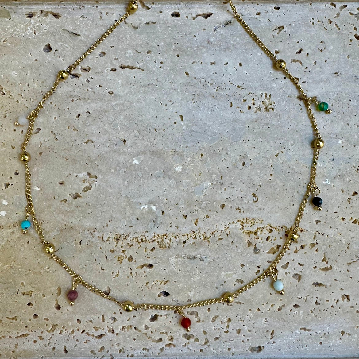 Colar de Aço, Bolinhas Coloridas VARIEDADES (Dourado/Prateado)