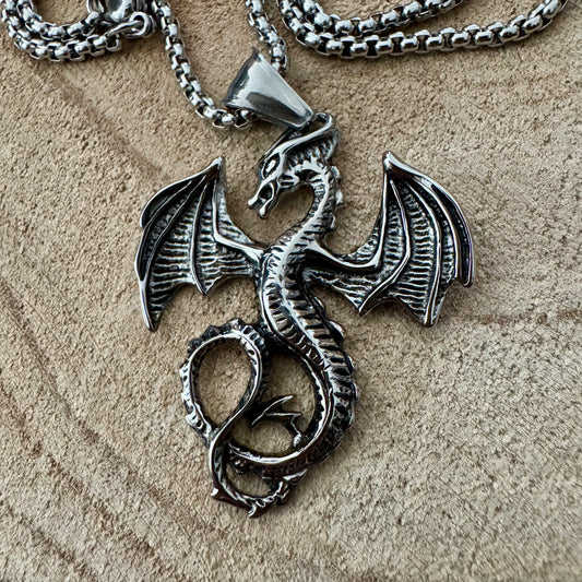 pendente Homem Prateado - Dragão