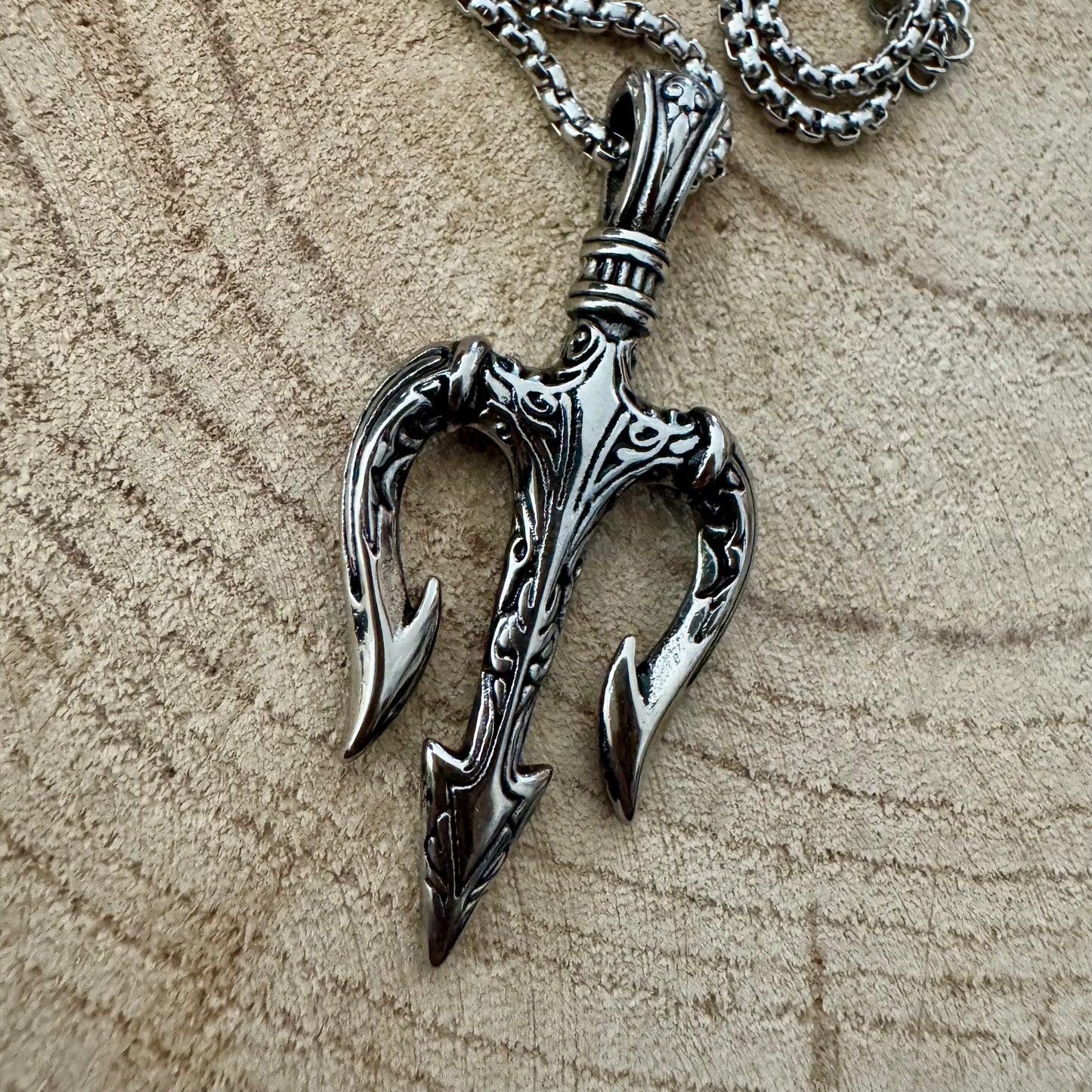 Pendente Homem Prateado - Tridente Poseidon
